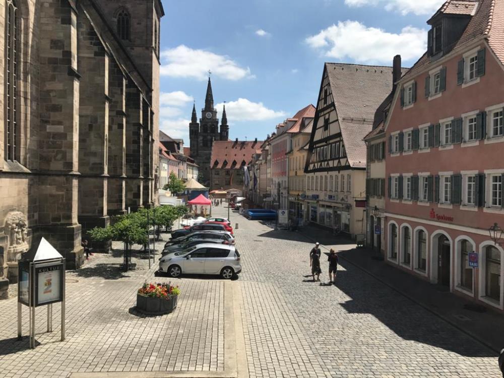 Große Gewerbeflächen in der Ansbacher Innenstadt zu vermieten! - Blick zur Innenstadt