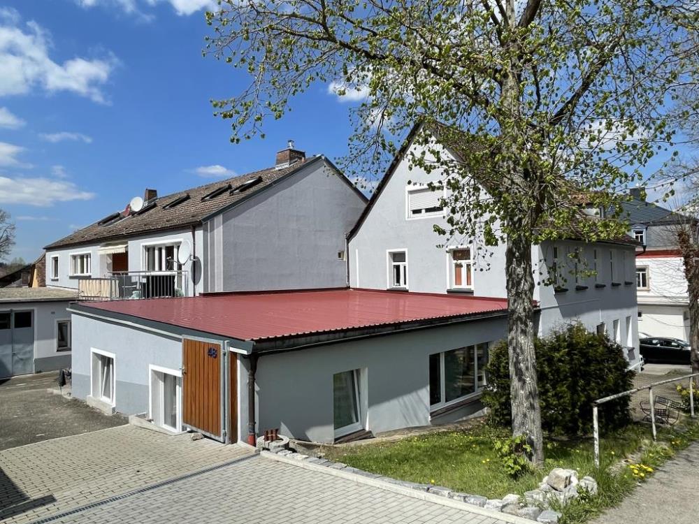 Mehrfamilienhaus mit 15 Apartments (Nettomiete EUR 79.000,00 p.a.)